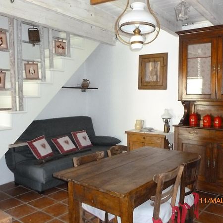 Maison De Village Saint-Paul-des-Fonts Екстер'єр фото
